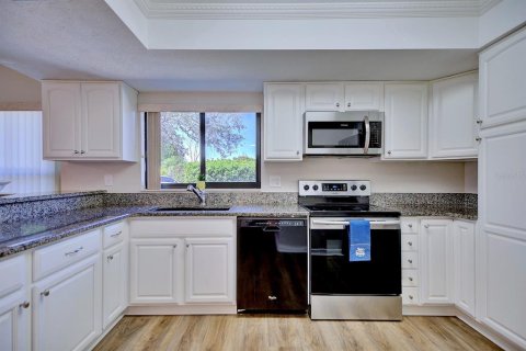 Condo in Sebring, Florida, 3 bedrooms  № 1593263 - photo 13