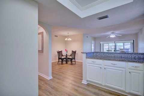 Condo in Sebring, Florida, 3 bedrooms  № 1593263 - photo 16