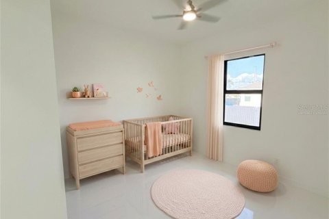 Villa ou maison à vendre à Cape Coral, Floride: 4 chambres, 176.89 m2 № 2406431 - photo 18