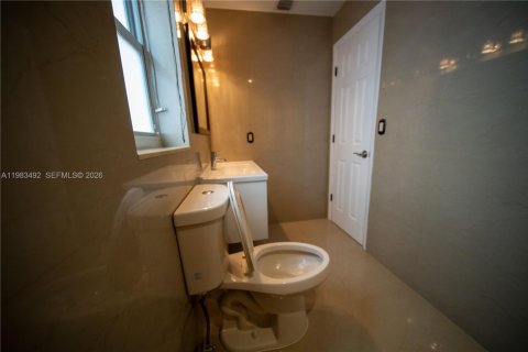 Купить виллу или дом в Корал-Спрингс, Флорида 3 спальни, 133.59м2, № 2049733 - фото 26