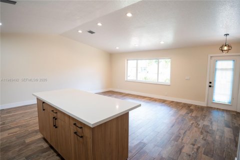 Купить виллу или дом в Корал-Спрингс, Флорида 3 спальни, 133.59м2, № 2049733 - фото 6