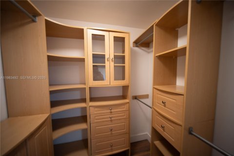 Купить виллу или дом в Корал-Спрингс, Флорида 3 спальни, 133.59м2, № 2049733 - фото 18