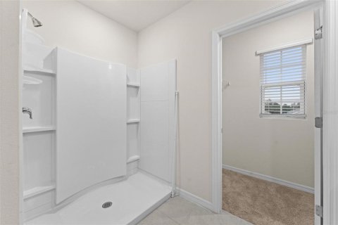 House in Winter Haven, Florida 5 bedrooms, 241.64 sq.m. № 1688395 - photo 22