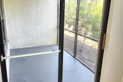 Copropriété à louer à Stuart, Floride: 2 chambres, 90.02 m2 № 2251245 - photo 15