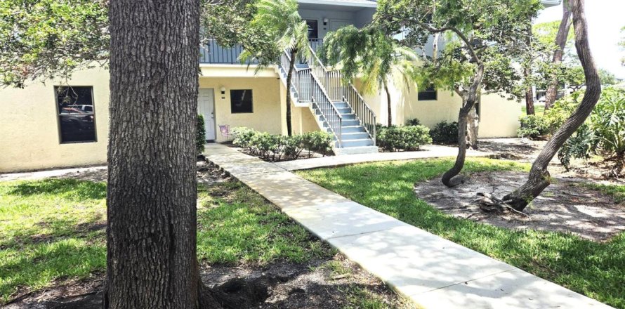 Condo à Stuart, Floride, 2 chambres № 2251245