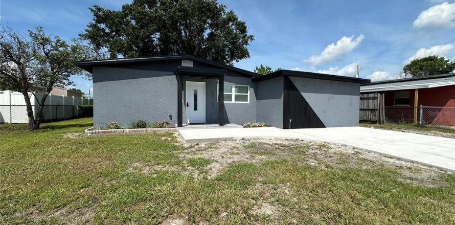 Casa en Tampa, Florida 4 dormitorios, 110.55 m2 № 1912155
