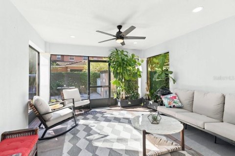 Touwnhouse à vendre à Orlando, Floride: 3 chambres, 195.47 m2 № 2420476 - photo 25