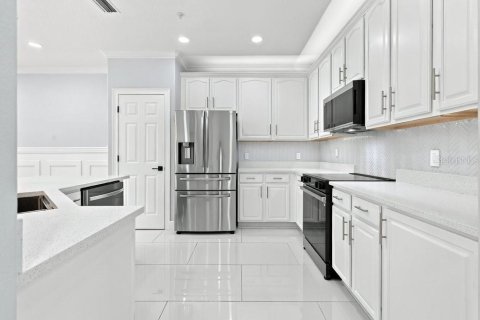 Touwnhouse à vendre à Orlando, Floride: 3 chambres, 195.47 m2 № 2420476 - photo 9