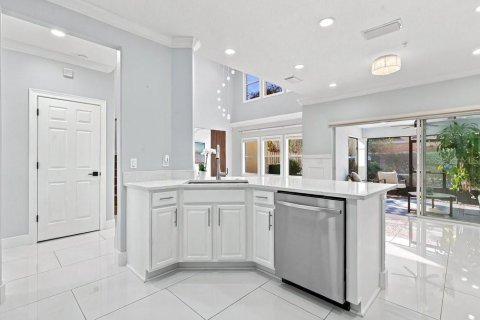 Touwnhouse à vendre à Orlando, Floride: 3 chambres, 195.47 m2 № 2420476 - photo 11