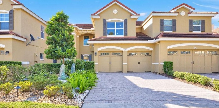 Touwnhouse à Orlando, Floride 3 chambres, 195.47 m2 № 2420476