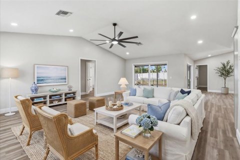 Villa ou maison à vendre à Spring Hill, Floride: 3 chambres, 175.21 m2 № 2151610 - photo 2