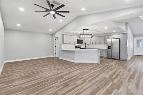 Villa ou maison à vendre à Spring Hill, Floride: 3 chambres, 175.21 m2 № 2151610 - photo 12