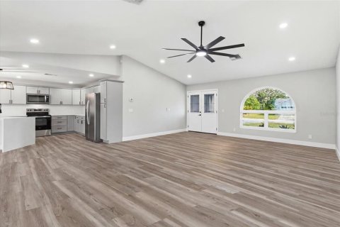 Villa ou maison à vendre à Spring Hill, Floride: 3 chambres, 175.21 m2 № 2151610 - photo 11