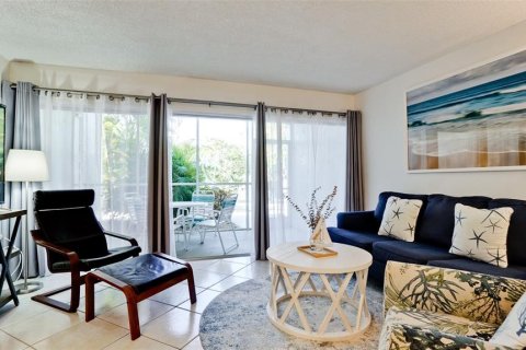 Condo in Holmes Beach, Florida, 1 bedroom  № 1568192 - photo 23