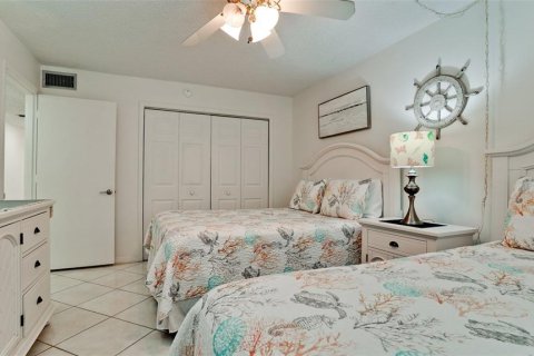 Condo in Holmes Beach, Florida, 1 bedroom  № 1568192 - photo 28