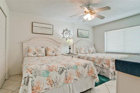 Condo in Holmes Beach, Florida, 1 bedroom  № 1568192 - photo 30
