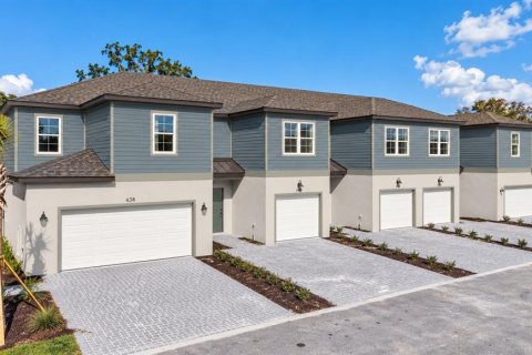 Townhouse in Eustis, Florida 3 bedrooms, 152.82 sq.m. № 2394084