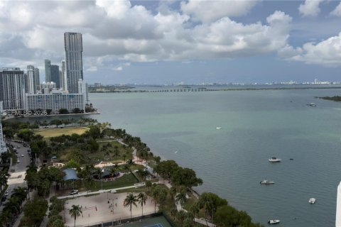 Condo in Miami, Florida, 1 bedroom  № 2075252 - photo 3