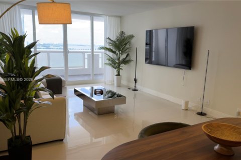 Condo in Miami, Florida, 1 bedroom  № 2075252 - photo 14