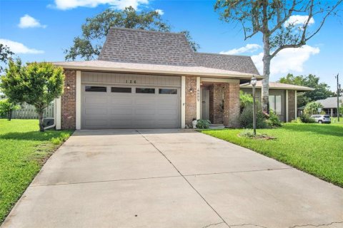 Villa ou maison à vendre à Palm Coast, Floride: 3 chambres, 165.09 m2 № 2305940 - photo 2