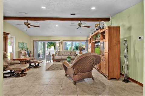 Villa ou maison à vendre à Palm Coast, Floride: 3 chambres, 165.09 m2 № 2305940 - photo 13