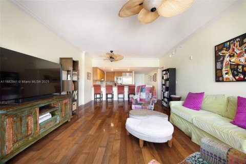 Copropriété à vendre à Miami, Floride: 1 chambre, 101.45 m2 № 1931993 - photo 11