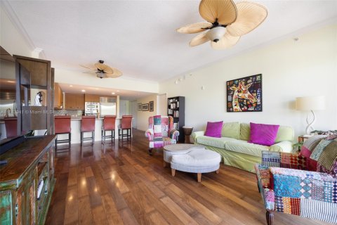 Copropriété à vendre à Miami, Floride: 1 chambre, 101.45 m2 № 1931993 - photo 10