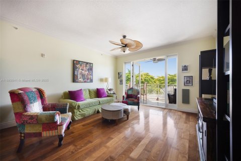 Copropriété à vendre à Miami, Floride: 1 chambre, 101.45 m2 № 1931993 - photo 15