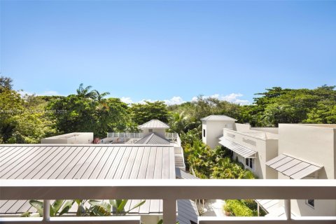 Copropriété à vendre à Miami, Floride: 1 chambre, 101.45 m2 № 1931993 - photo 4