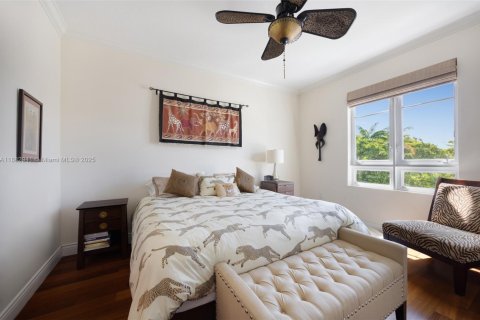 Copropriété à vendre à Miami, Floride: 1 chambre, 101.45 m2 № 1931993 - photo 17