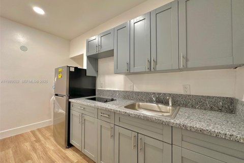 Appartement à louer à Miami, Floride: 1 chambre, 65.03 m2 № 2063021 - photo 11