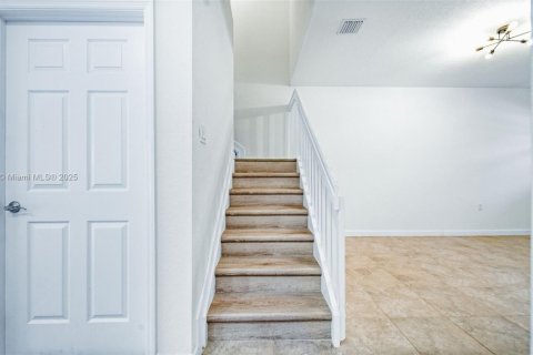 Купить таунхаус в Хомстед, Флорида 3 спальни, 152.55м2, № 1898231 - фото 13