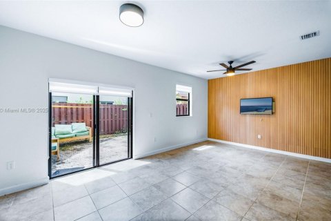 Купить таунхаус в Хомстед, Флорида 3 спальни, 152.55м2, № 1898231 - фото 9