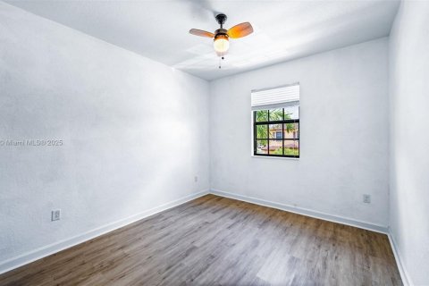 Купить таунхаус в Хомстед, Флорида 3 спальни, 152.55м2, № 1898231 - фото 21