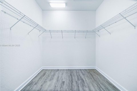 Купить таунхаус в Хомстед, Флорида 3 спальни, 152.55м2, № 1898231 - фото 16