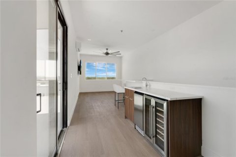 Adosado en venta en New Port Richey, Florida, 3 dormitorios, 236.9 m2 № 1778157 - foto 3