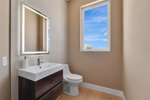 Adosado en venta en New Port Richey, Florida, 3 dormitorios, 236.9 m2 № 1778157 - foto 19