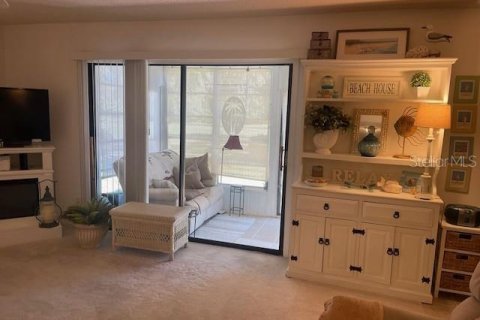 Condo in Ocala, Florida, 2 bedrooms № 2238209 - photo 7