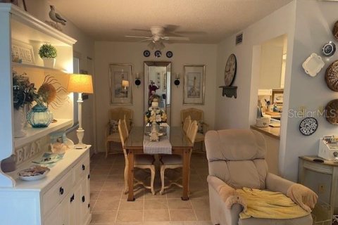 Condo in Ocala, Florida, 2 bedrooms № 2238209 - photo 9