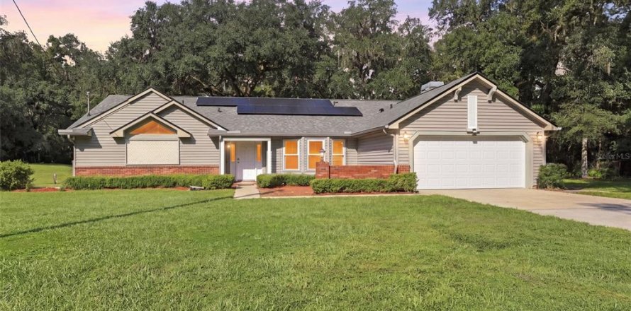 Casa en Brooksville, Florida 3 dormitorios, 212.84 m2 № 2391220