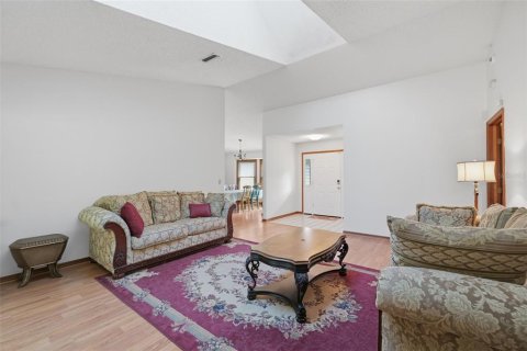 Casa en venta en Brooksville, Florida, 3 dormitorios, 212.84 m2 № 2391220 - foto 13