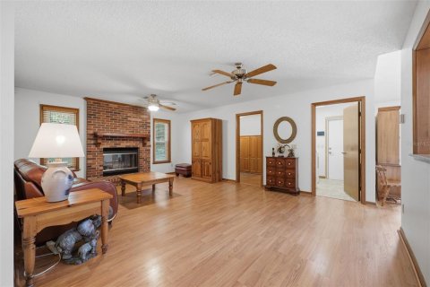Casa en venta en Brooksville, Florida, 3 dormitorios, 212.84 m2 № 2391220 - foto 27