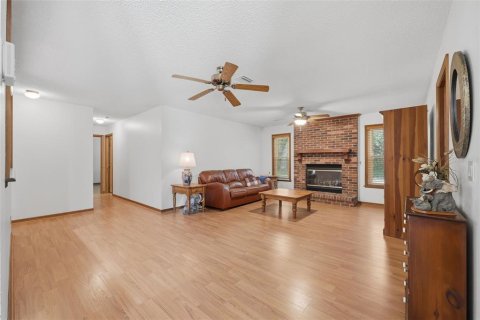 Casa en venta en Brooksville, Florida, 3 dormitorios, 212.84 m2 № 2391220 - foto 26