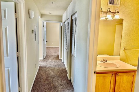 Condo in Orlando, Florida, 3 bedrooms  № 1612885 - photo 21