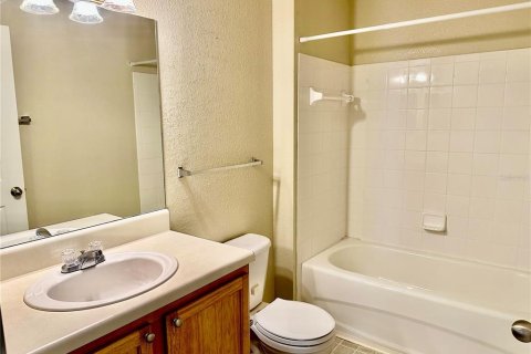Condo in Orlando, Florida, 3 bedrooms  № 1612885 - photo 15