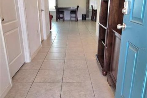 House in Davenport, Florida 5 bedrooms, 255.95 sq.m. № 1680024 - photo 5