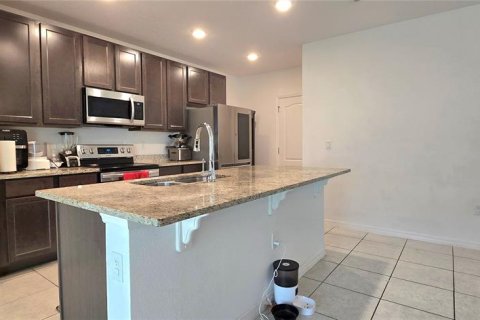 House in Davenport, Florida 5 bedrooms, 255.95 sq.m. № 1680024 - photo 9