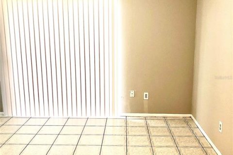 Casa en alquiler en Orlando, Florida, 3 dormitorios, 92.72 m2 № 1918083 - foto 5