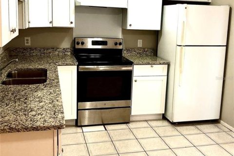 Casa en alquiler en Orlando, Florida, 3 dormitorios, 92.72 m2 № 1918083 - foto 3