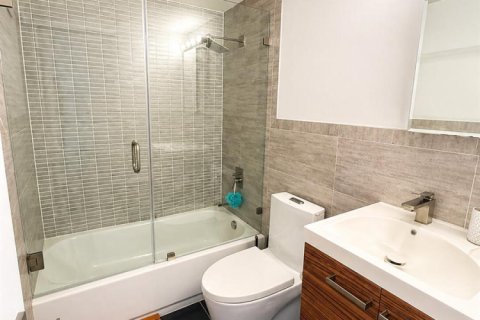 Villa ou maison à vendre à Fort Lauderdale, Floride: 4 chambres, 166.02 m2 № 2158312 - photo 12
